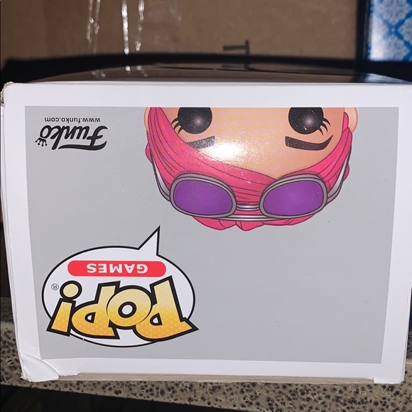 Fortnite BRITE BOMBER Pop Vinyl - Picture 5 of 5
